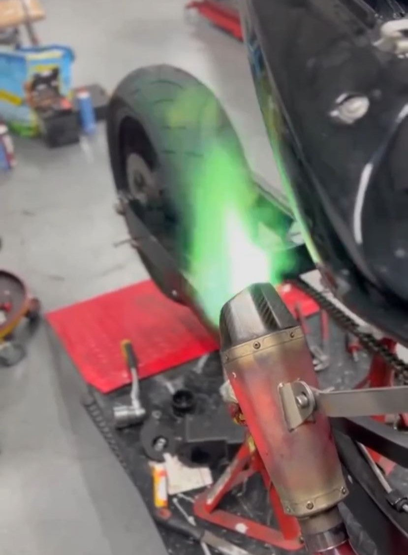 DIVERSE DEPOT™ - Color Flame Exhaust Powder Kit